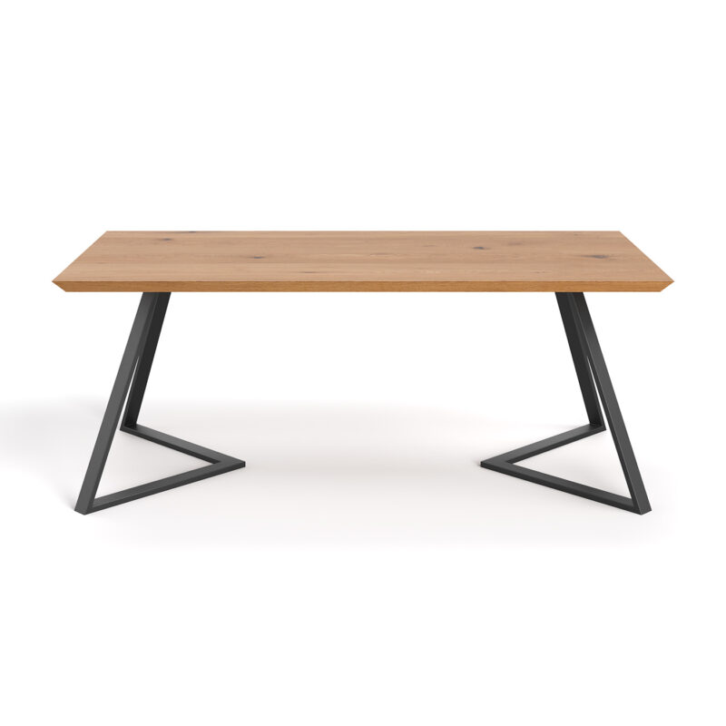 Stół Avil wykonany z litego drewna dębowego i metalu.