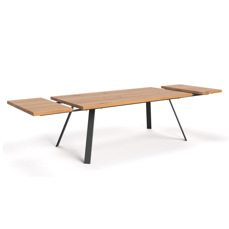 Stół rozkładany Lige wykonany z litego drewna dębowego i metalu.