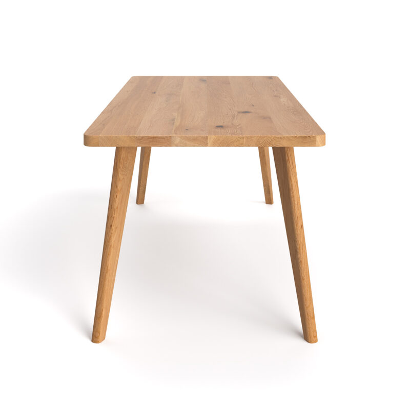 Stół Grace wykonany z litego drewna dębowego